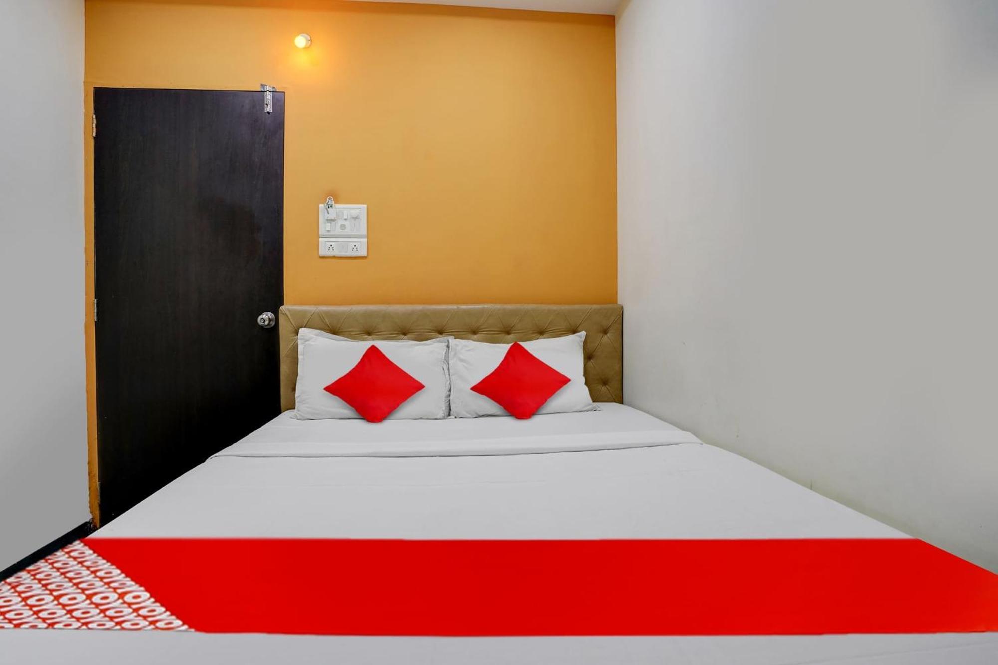 נאווי מומבאי Hotel O Ashwi מראה חיצוני תמונה